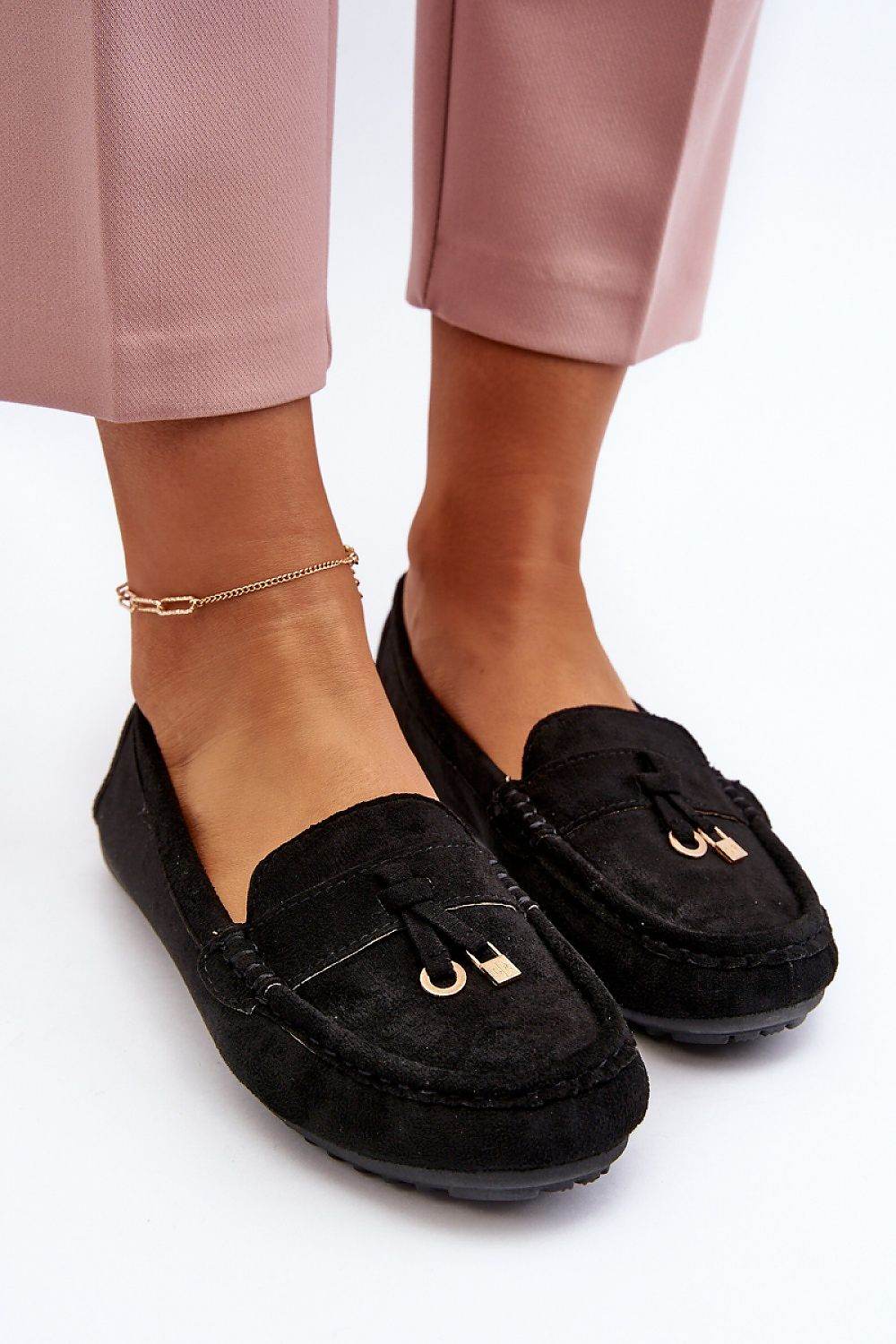 Moccasins Step in style - Ostensia