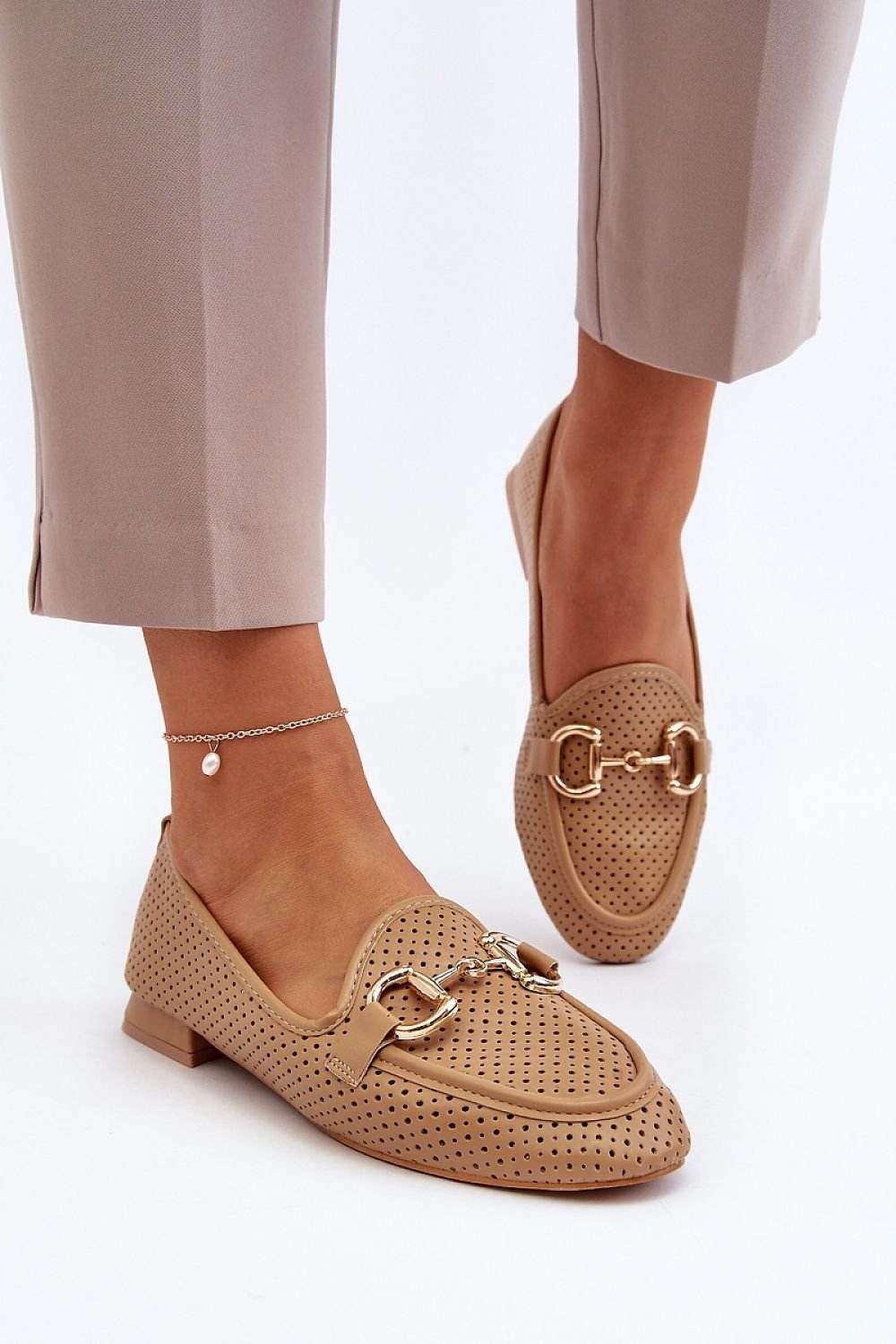 Moccasins Step in style - Ostensia