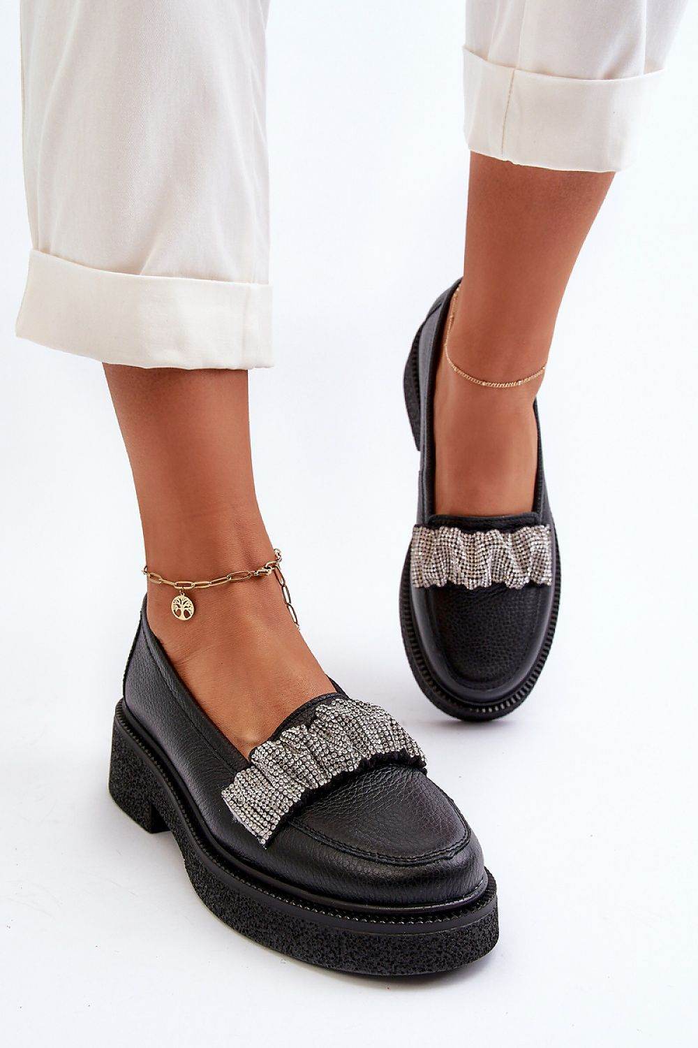 Moccasins Step in style - Ostensia