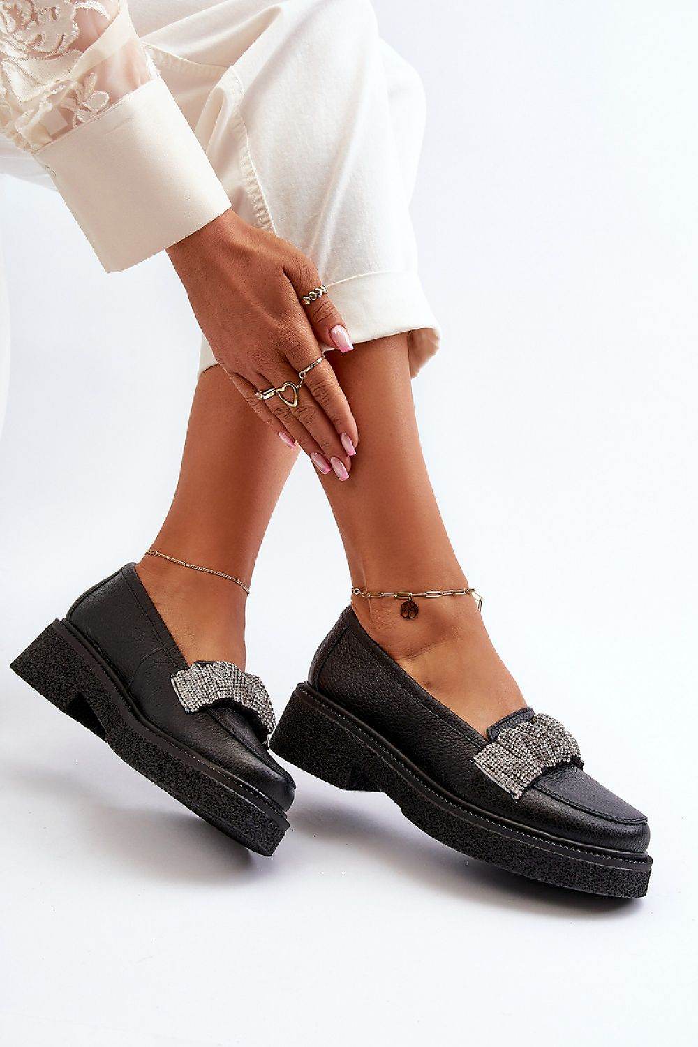 Moccasins Step in style - Ostensia