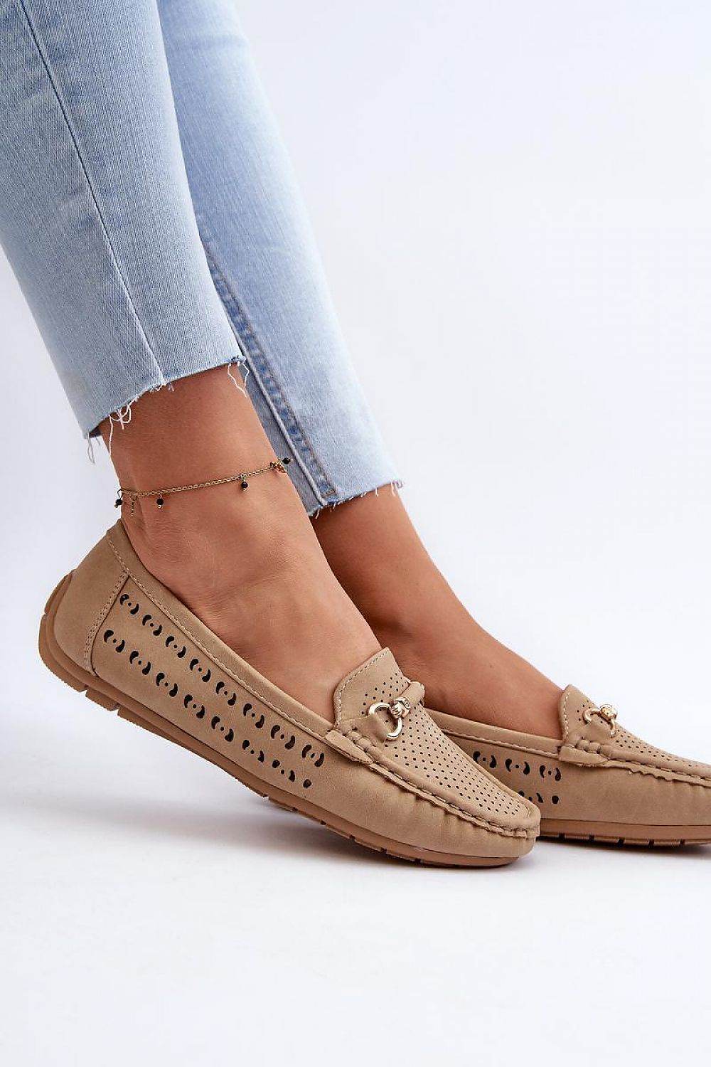 Moccasins Step in style - Ostensia