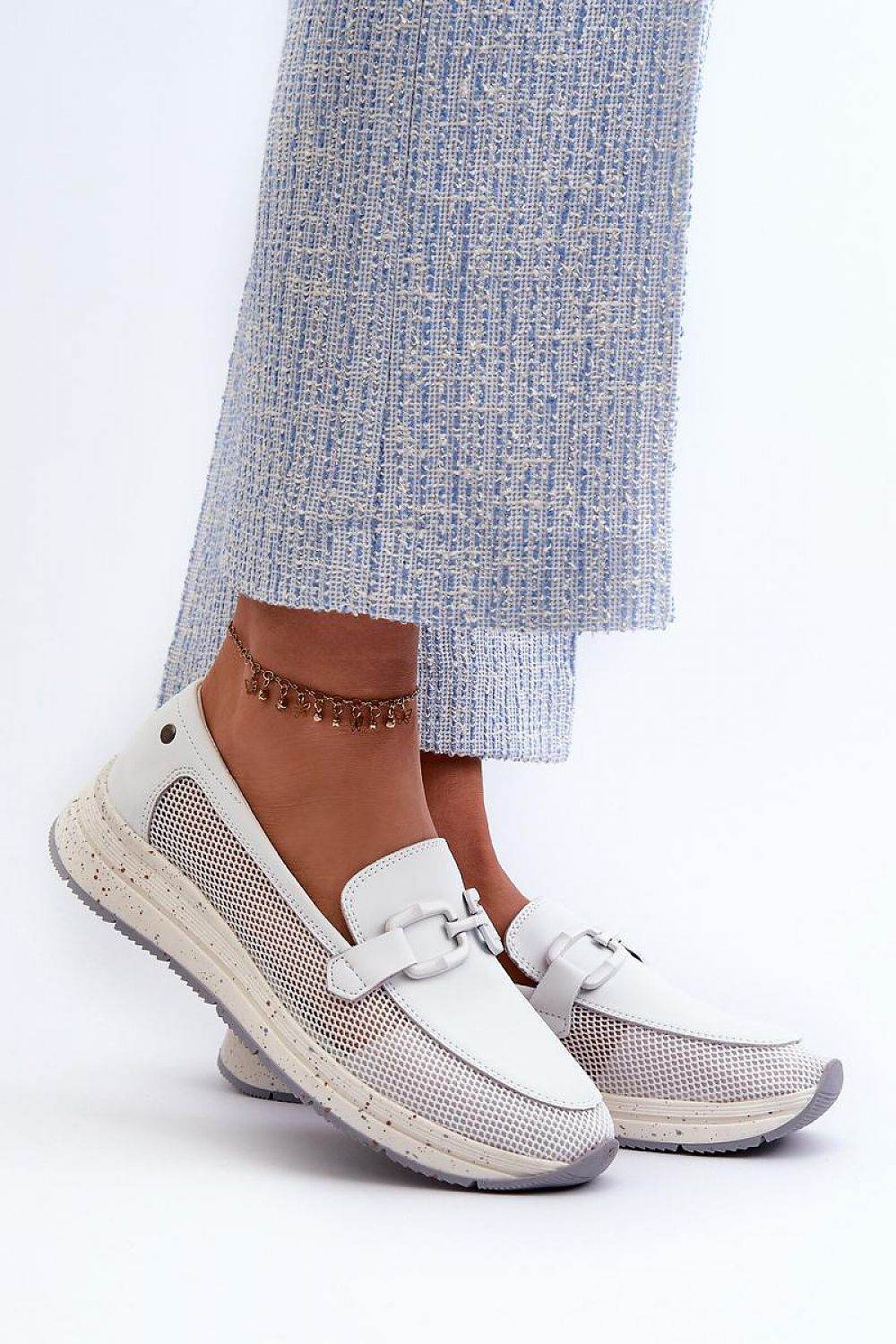 Moccasins Step in style - Ostensia