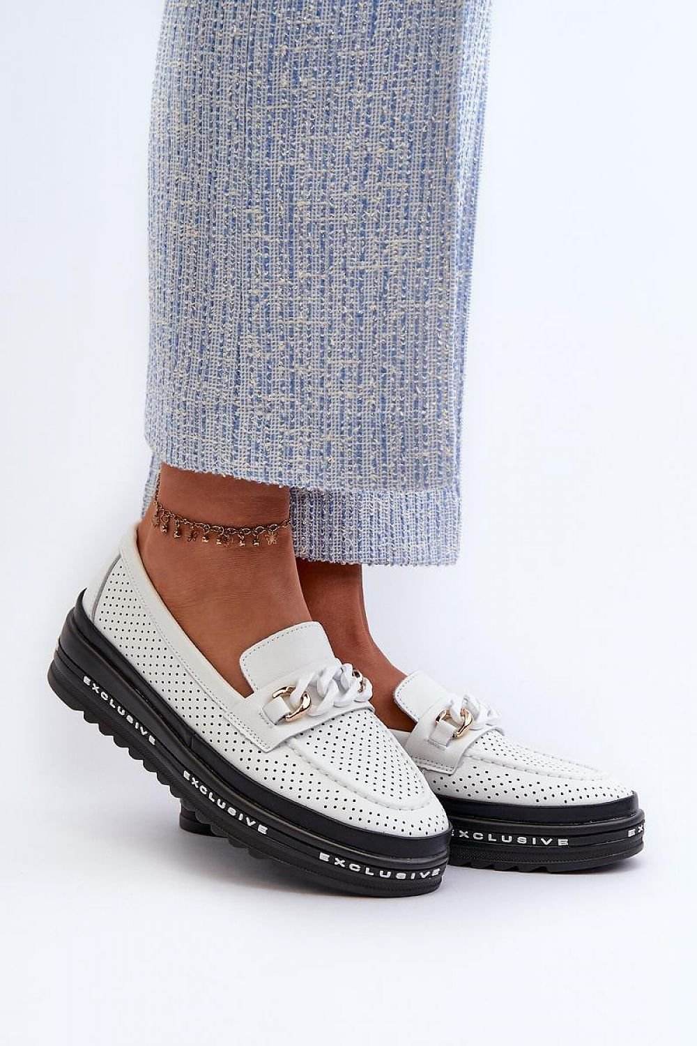 Moccasins Step in style - Ostensia