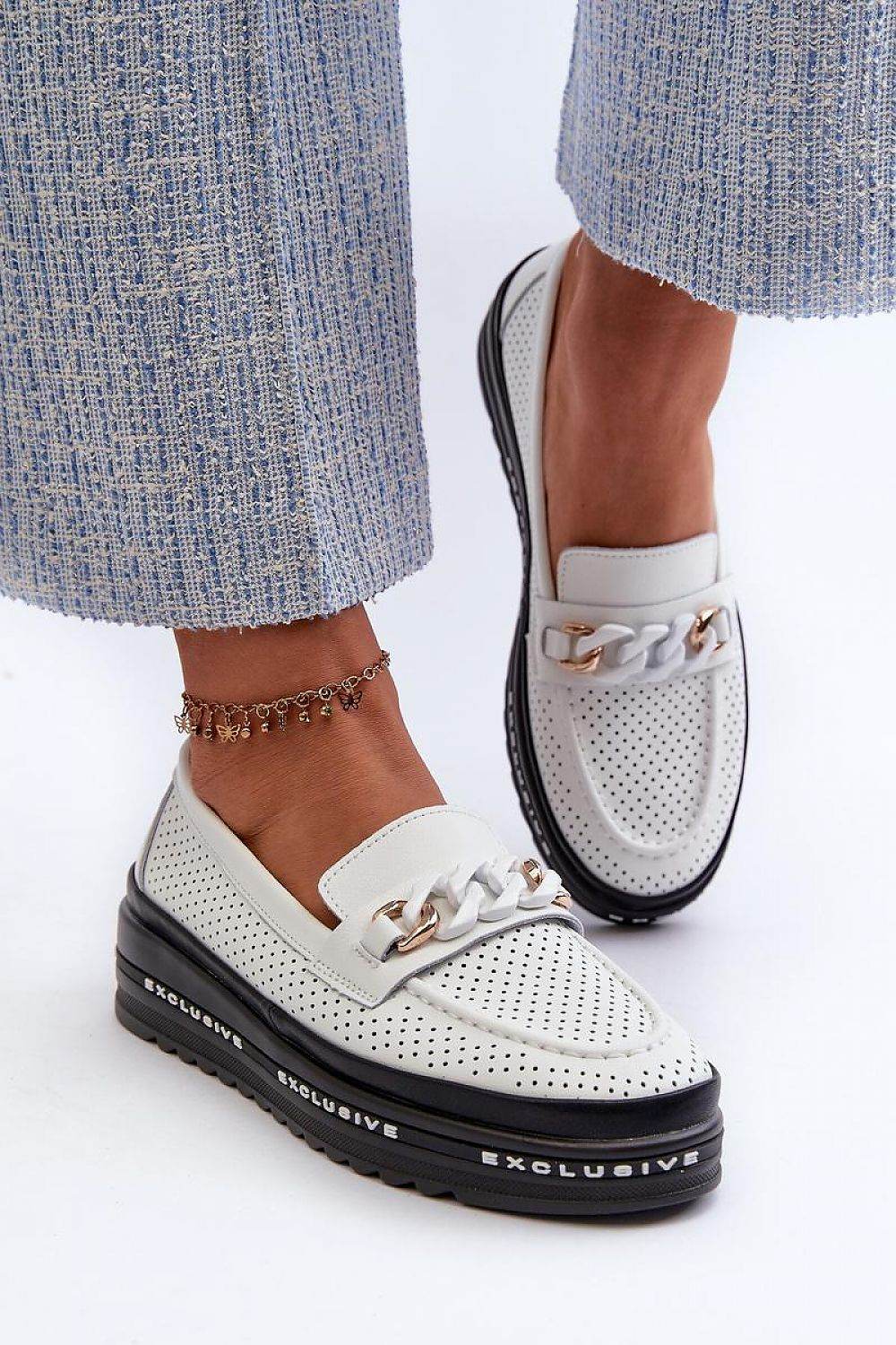 Moccasins Step in style - Ostensia