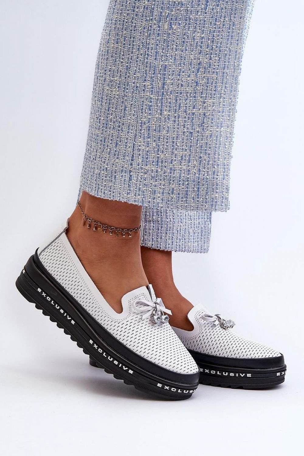 Moccasins Step in style - Ostensia