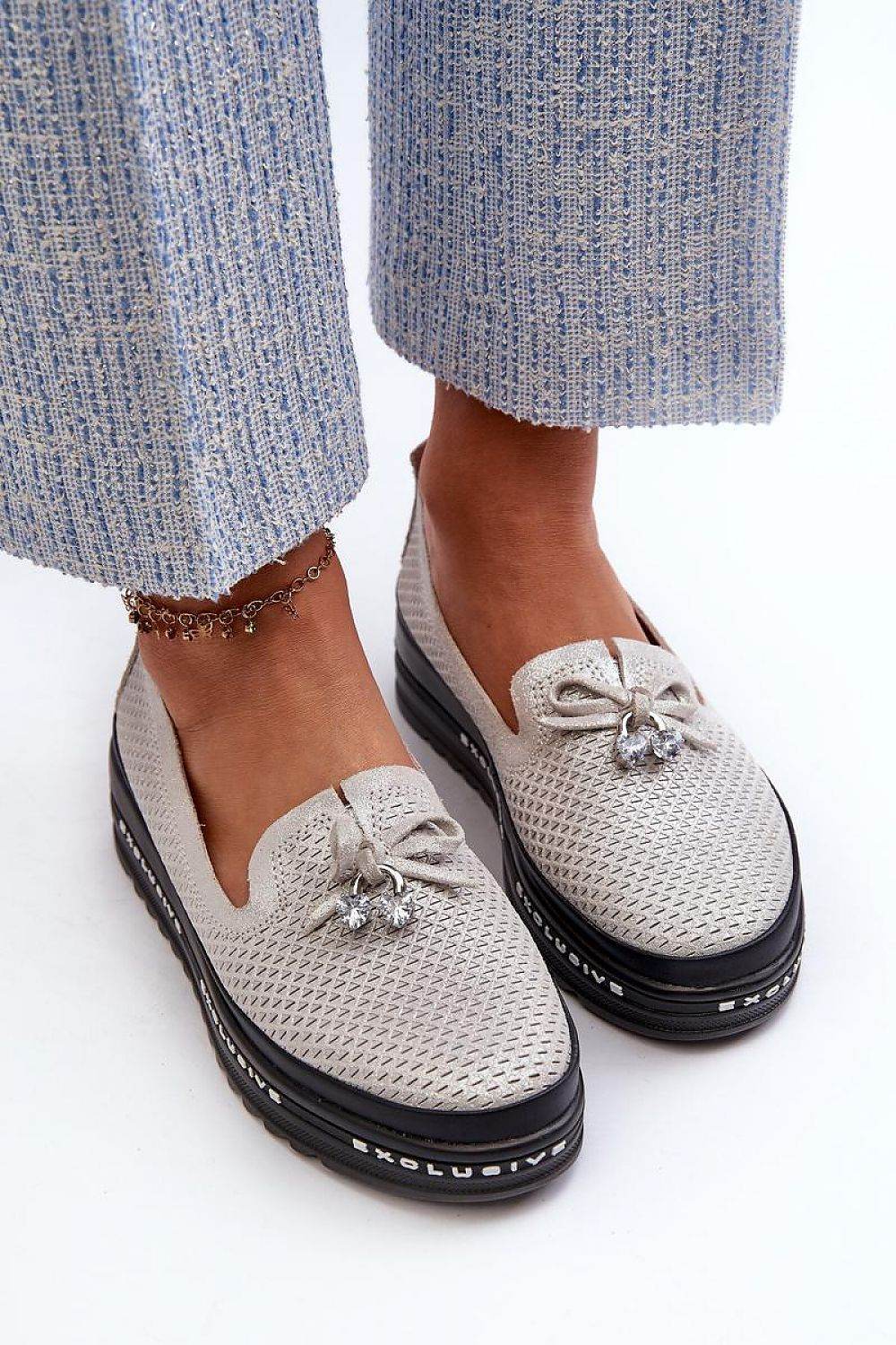 Moccasins Step in style - Ostensia