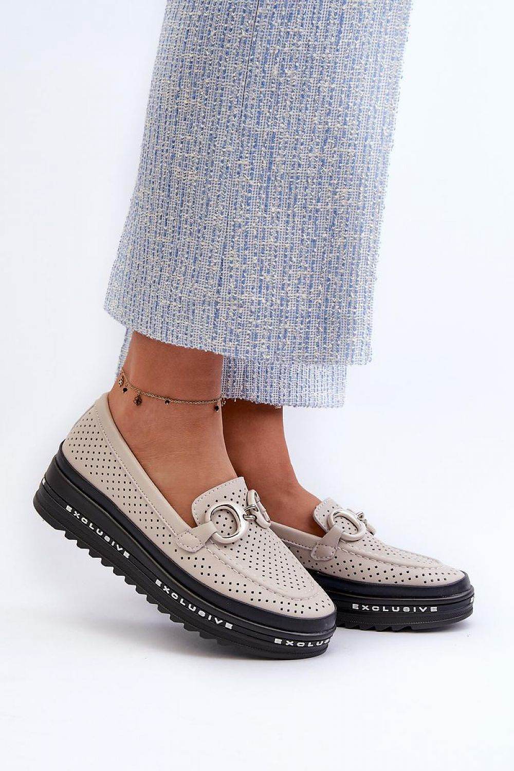 Moccasins Step in style - Ostensia