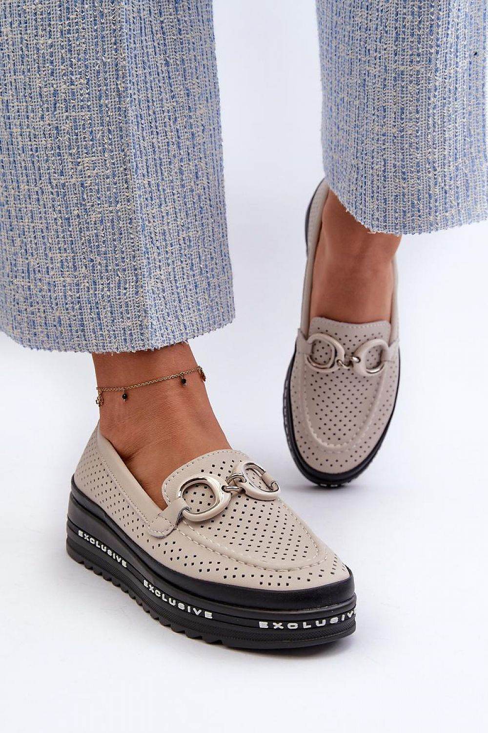 Moccasins Step in style - Ostensia