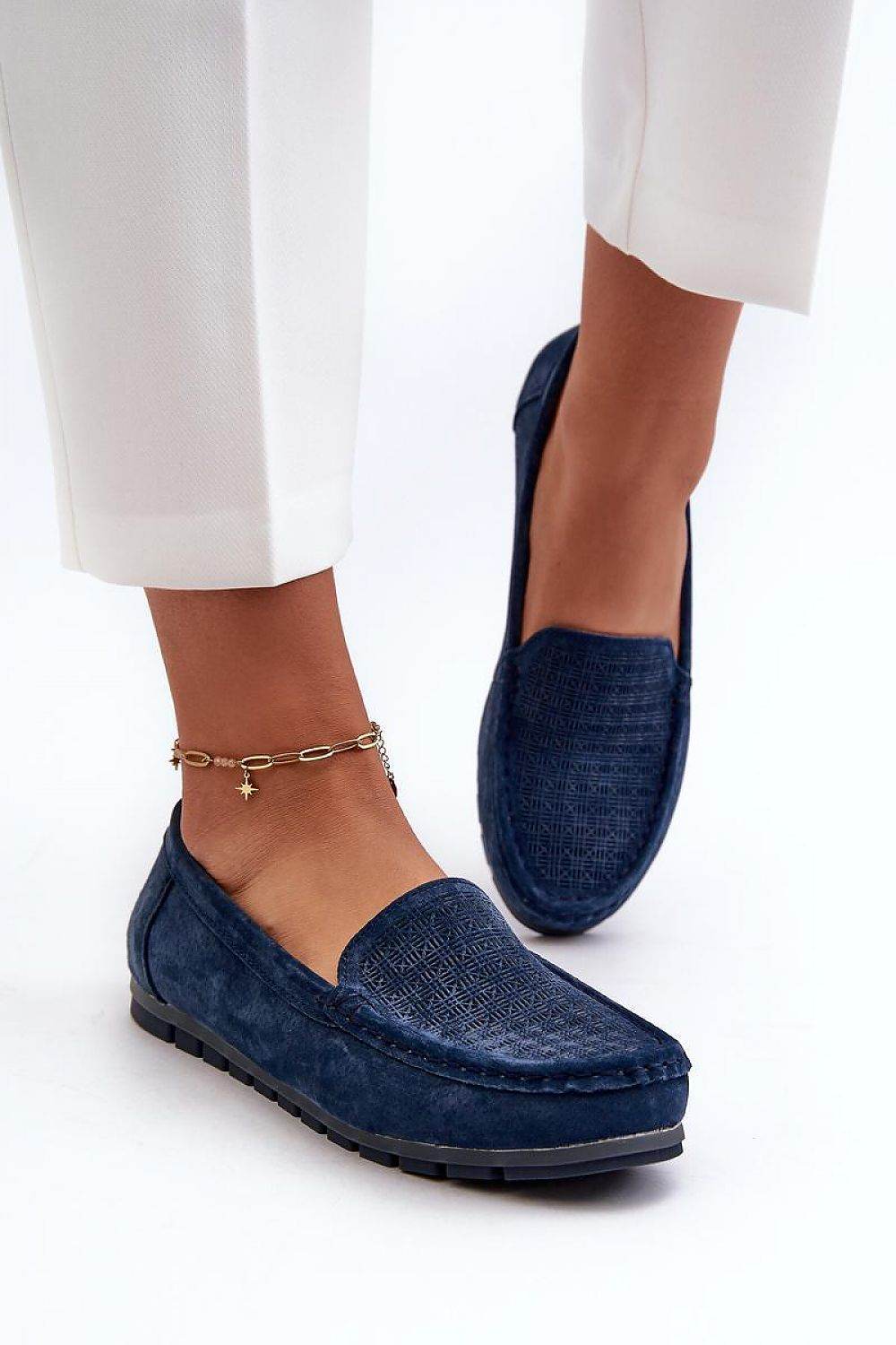 Moccasins Step in style - Ostensia