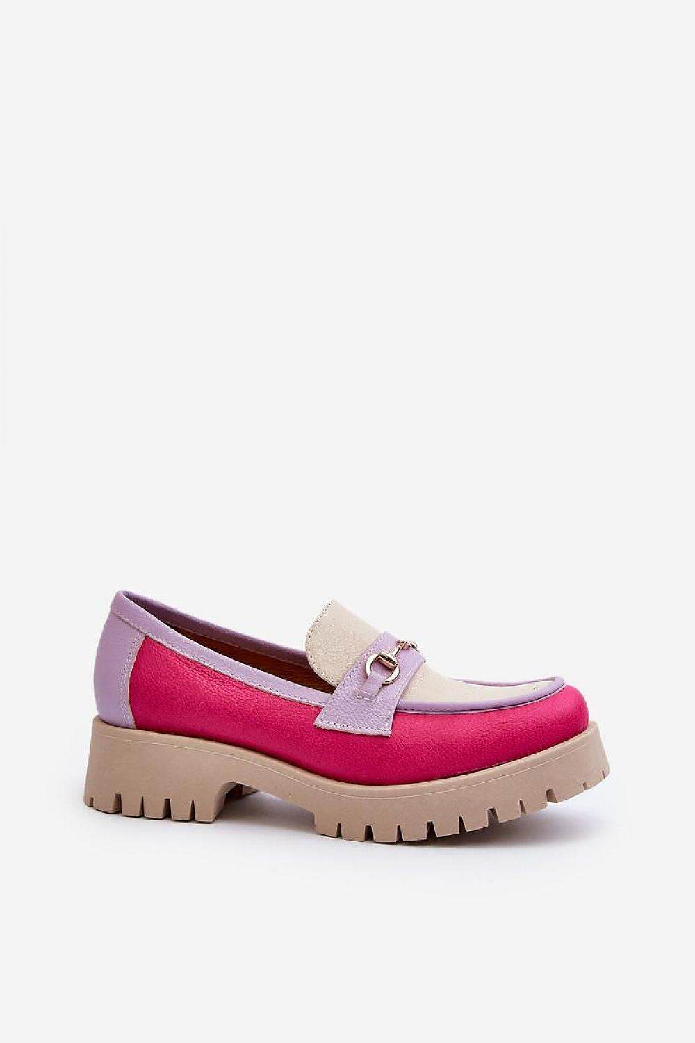 Moccasins Step in style - Ostensia
