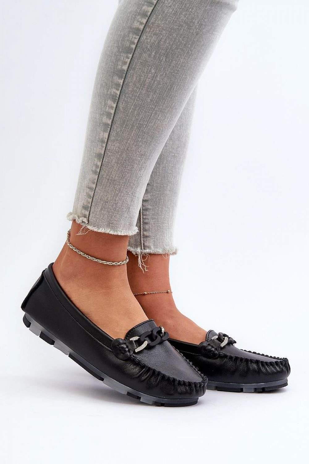 Moccasins Step in style - Ostensia