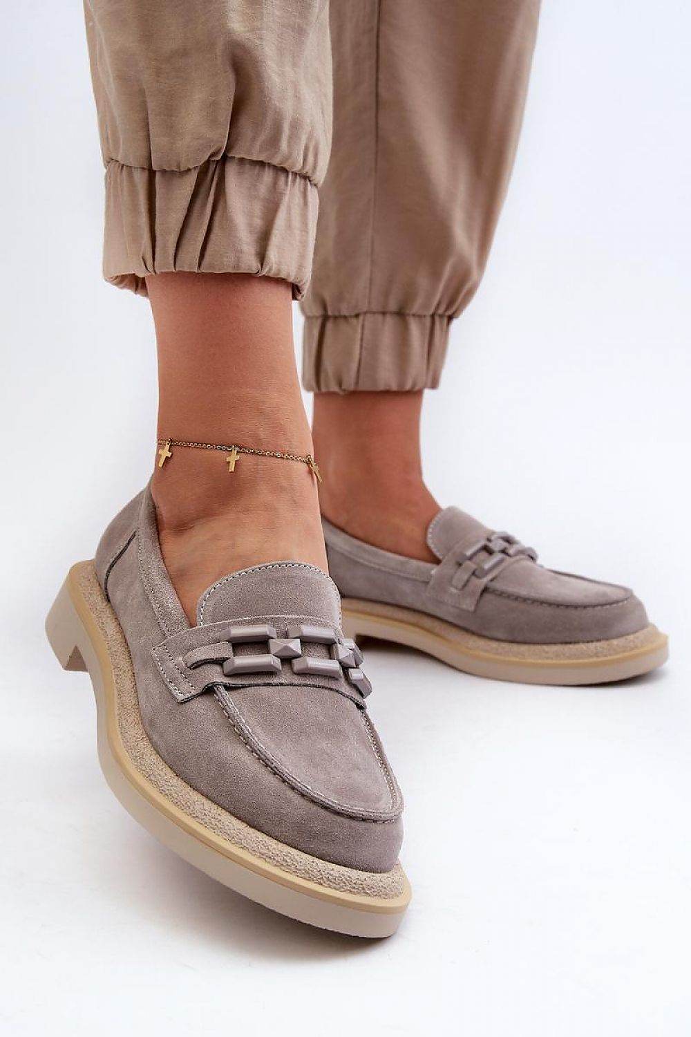 Moccasins Step in style - Ostensia