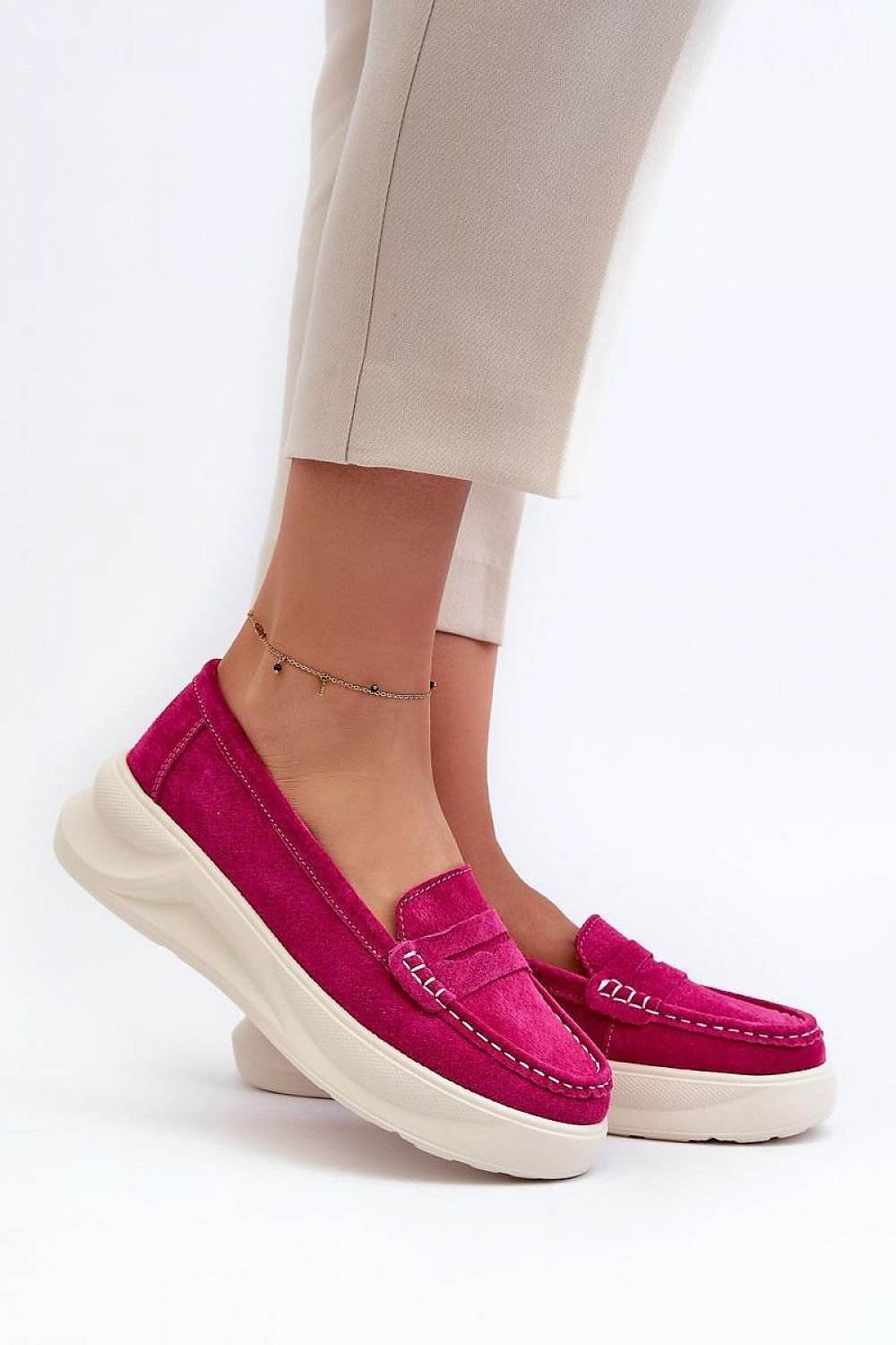 Moccasins Step in style - Ostensia