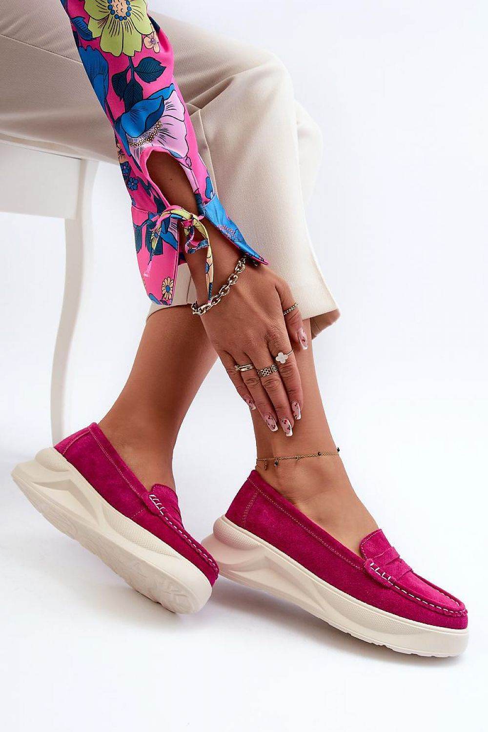 Moccasins Step in style - Ostensia