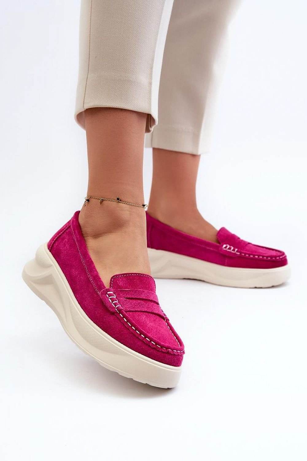 Moccasins Step in style - Ostensia