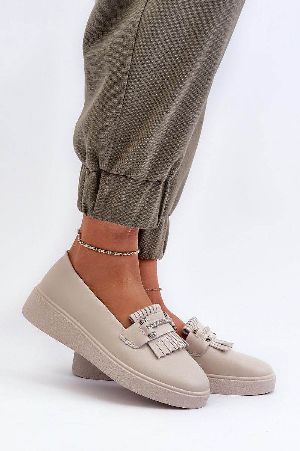 Moccasins Step in style - Ostensia