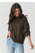 Chandail model 217355 Makadamia 