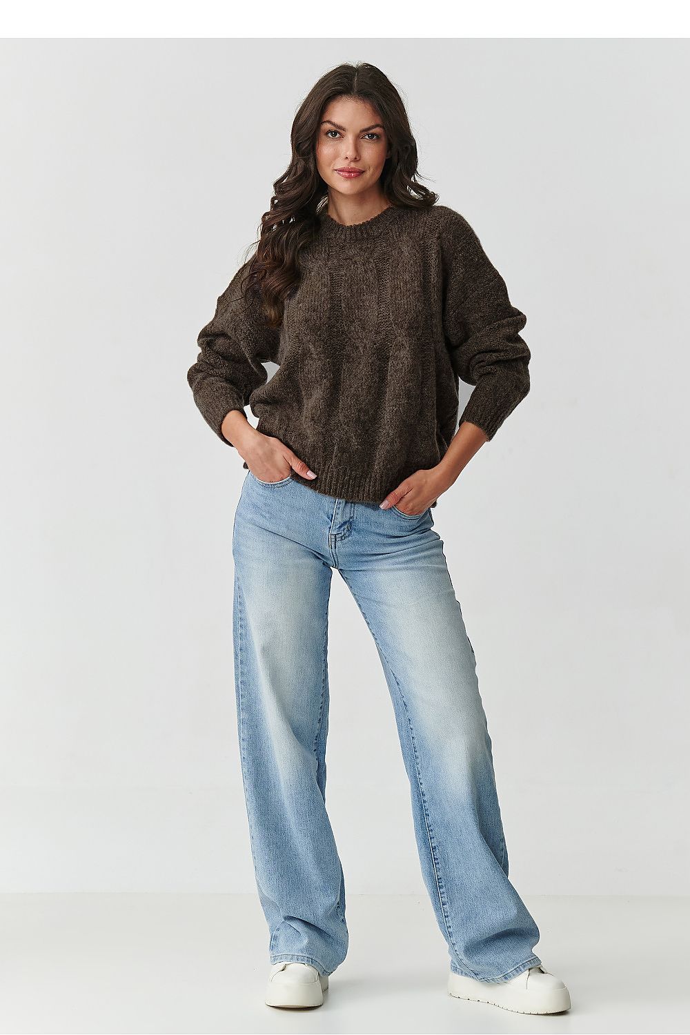  Chandail model 217355 Makadamia 