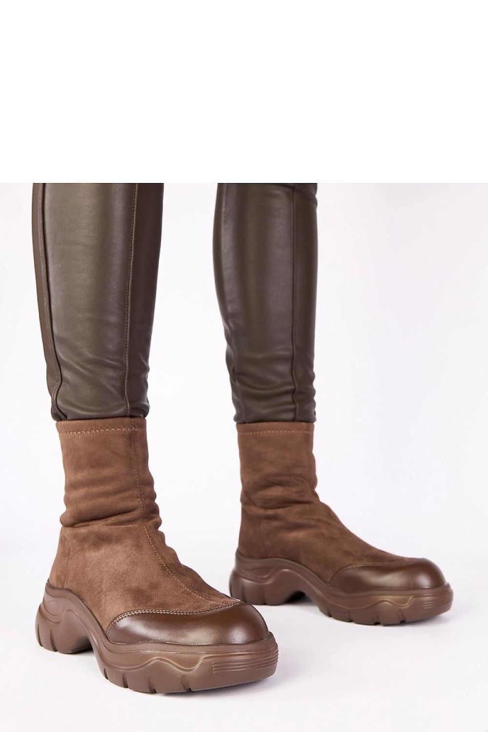  Bottes model 221671 Solea 