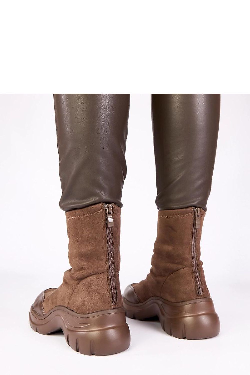  Bottes model 221671 Solea 