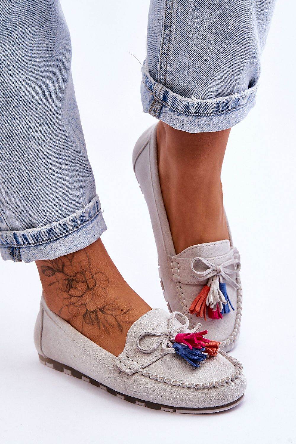Moccasins Step in style - Ostensia