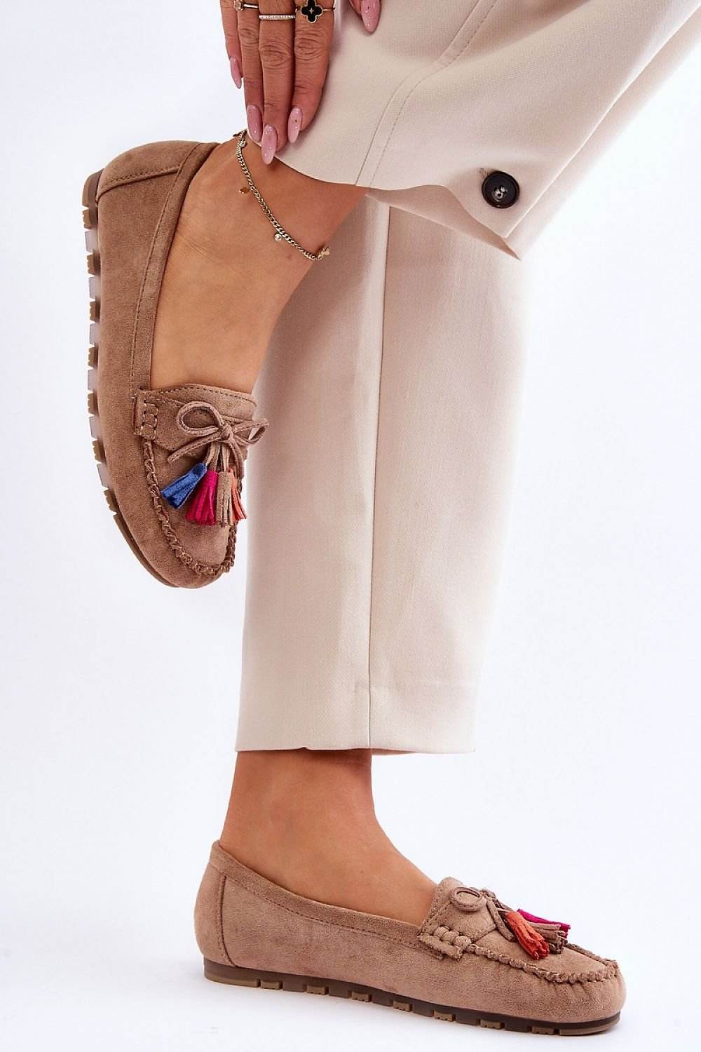 Moccasins Step in style - Ostensia