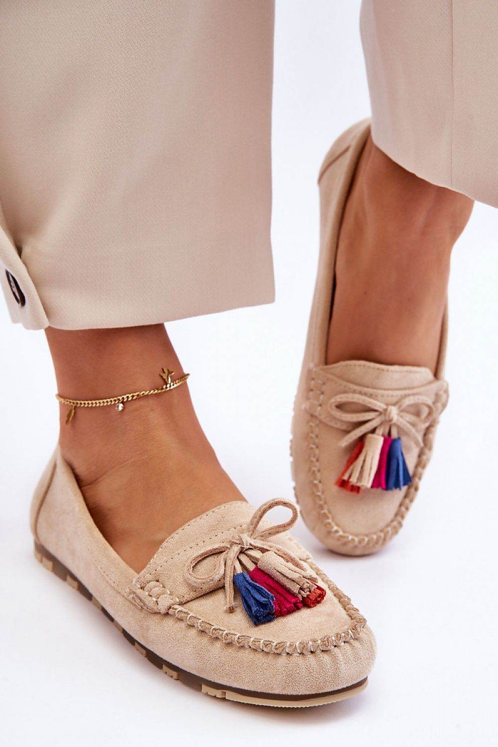 Moccasins Step in style - Ostensia