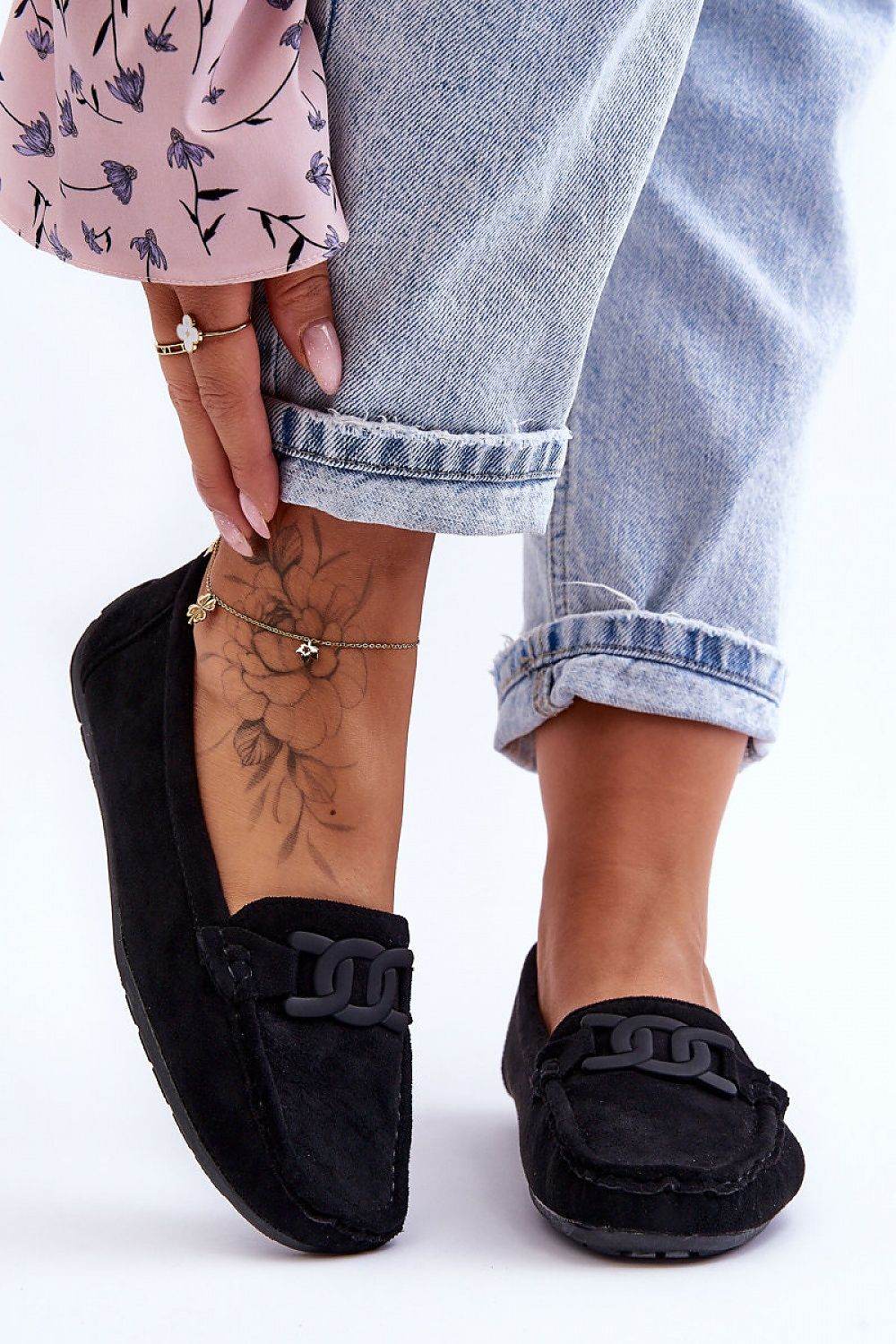 Moccasins Step in style - Ostensia