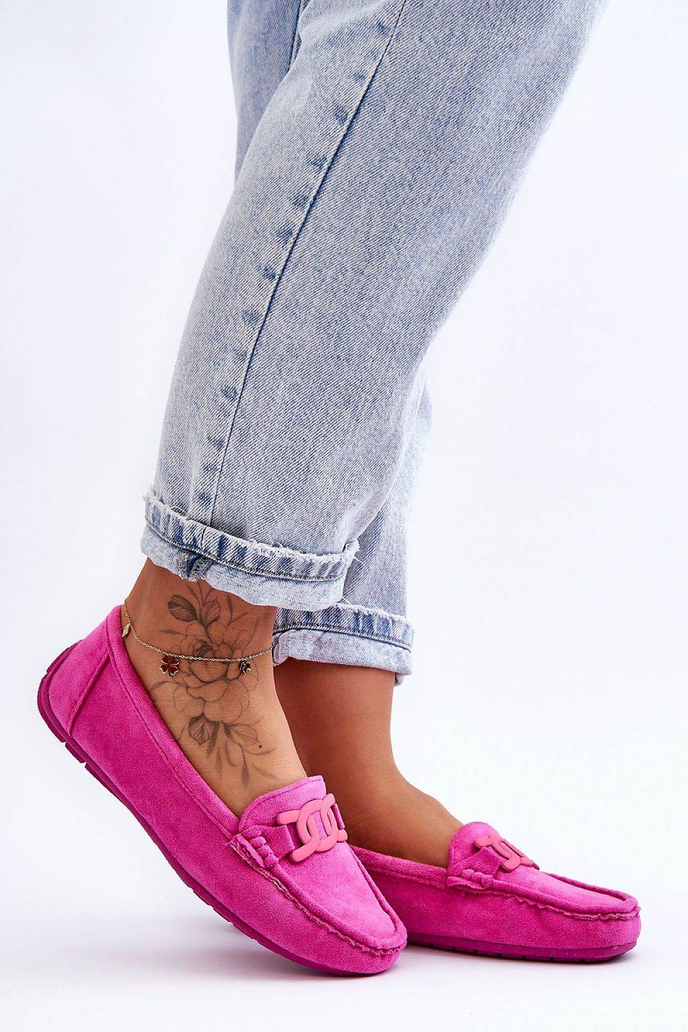 Moccasins Step in style - Ostensia