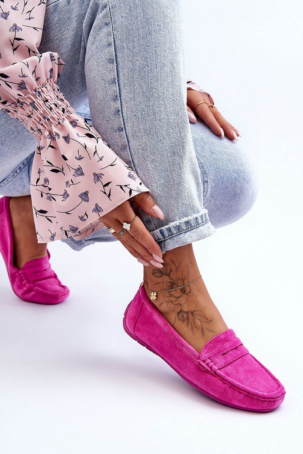 Moccasins Step in style - Ostensia