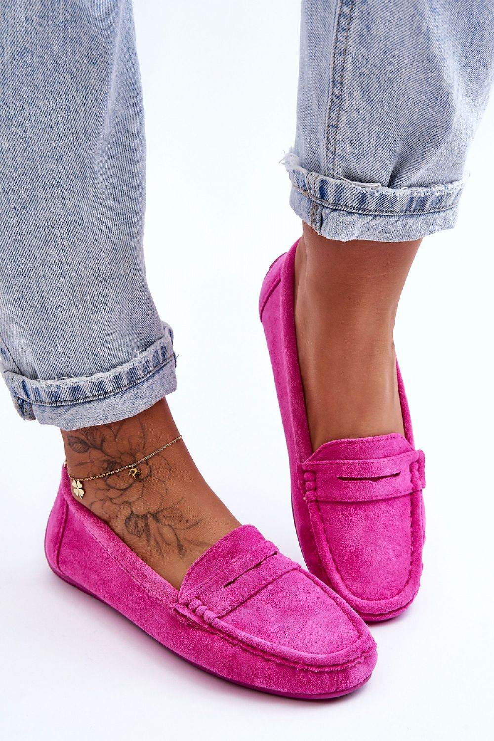 Moccasins Step in style - Ostensia