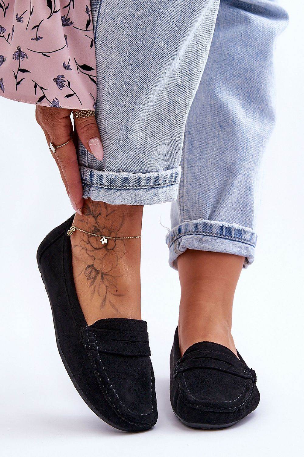 Moccasins Step in style - Ostensia
