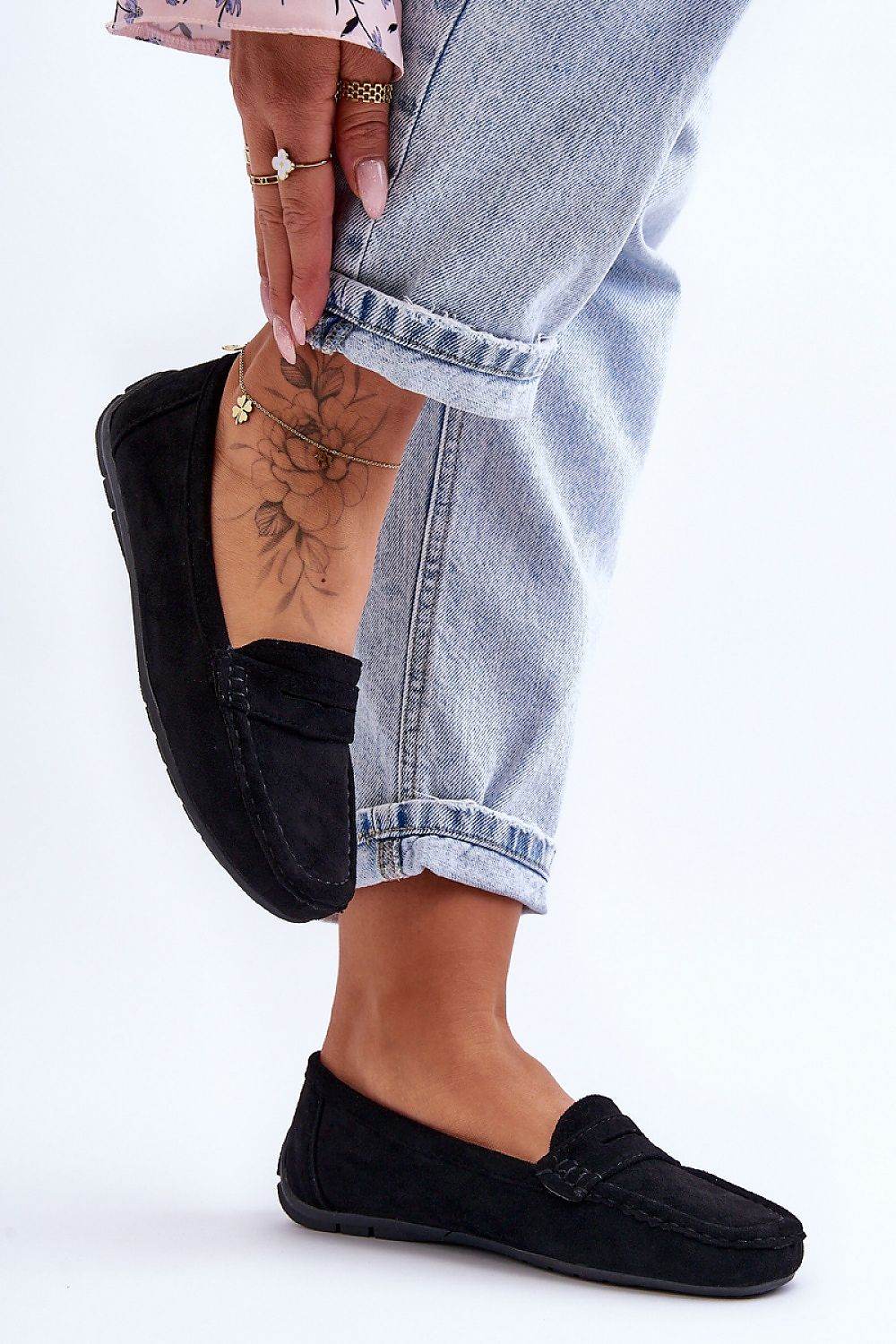 Moccasins Step in style - Ostensia