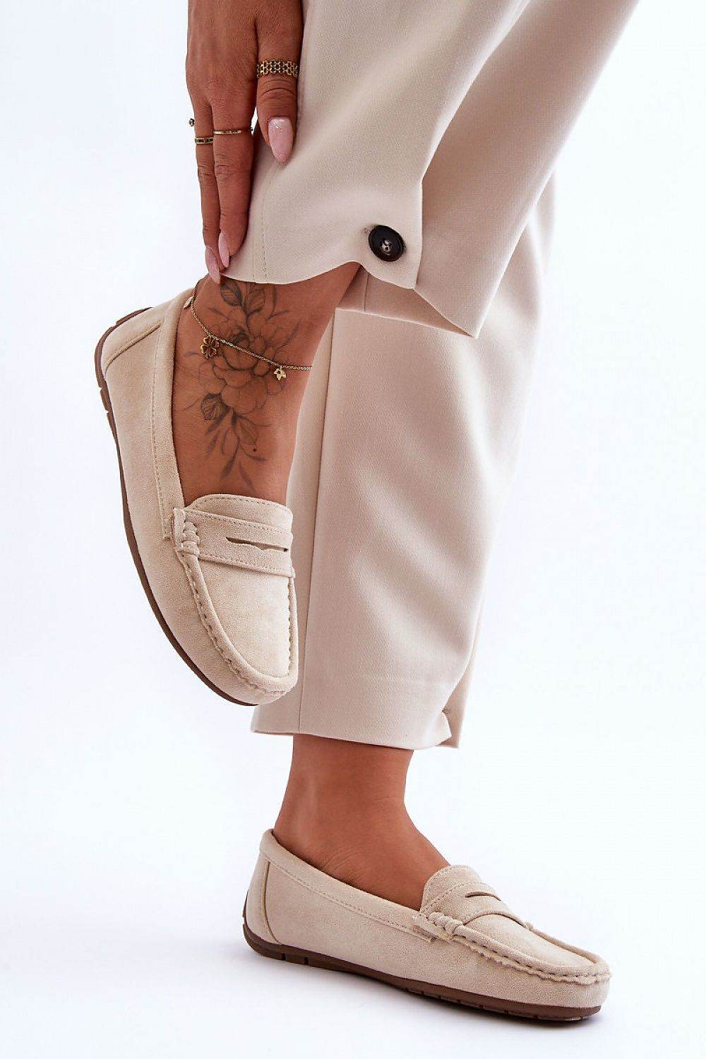 Moccasins Step in style - Ostensia