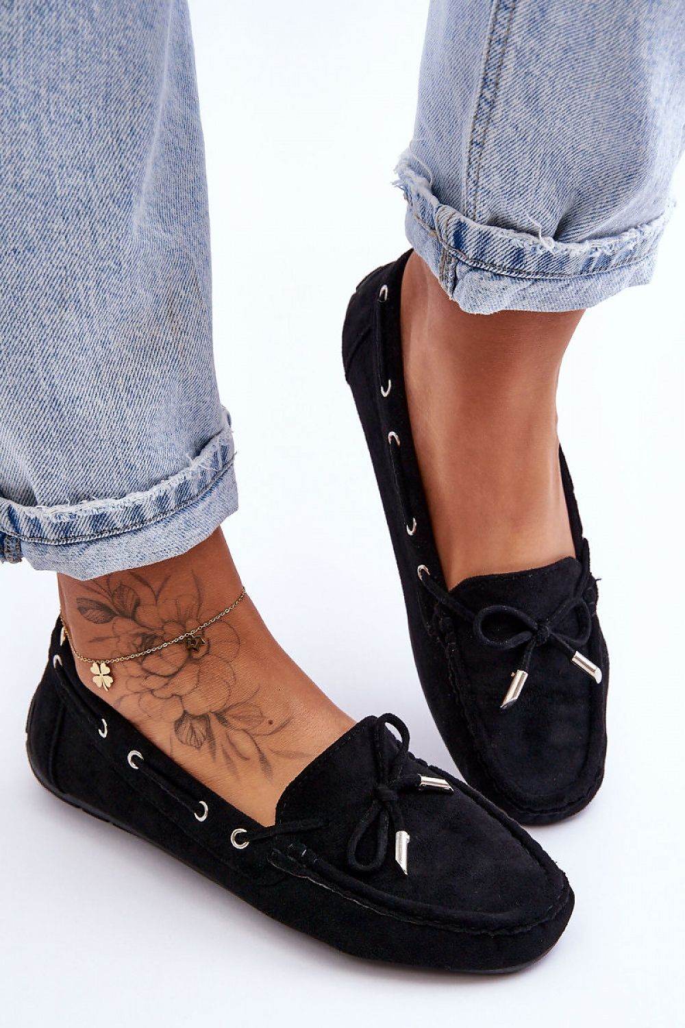 Moccasins Step in style - Ostensia